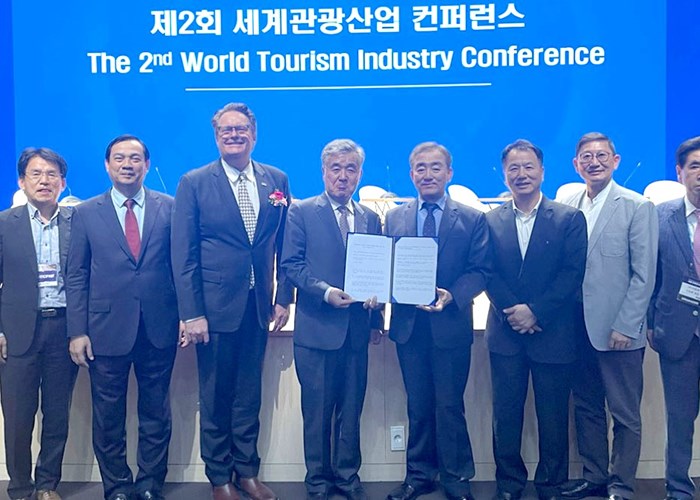 Hội nghị Ngành Du lịch thế giới 2023 về thúc đẩy chuyển đổi số trong du lịch - Anh 1