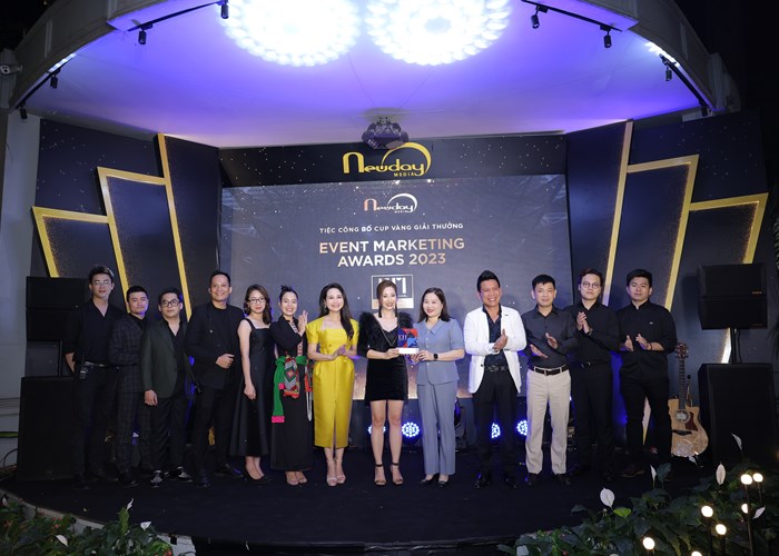 “Lễ hội Văn hoá và Du lịch Mường Lò 2022” nhận cúp Vàng giải thưởng Event Marketing Awards 2023 - Anh 1