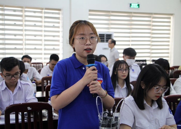 Lần đầu tiên tổ chức cuộc thi chứng khoán dành cho sinh viên toàn quốc - Anh 2