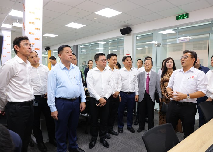 Đoàn công tác Ban Tuyên giáo Trung ương làm việc với Khu Công nghệ cao TP.HCM - Anh 4
