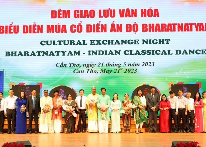 Giao lưu văn hóa múa cổ điển Ấn Độ Bharatnatyam - Anh 4