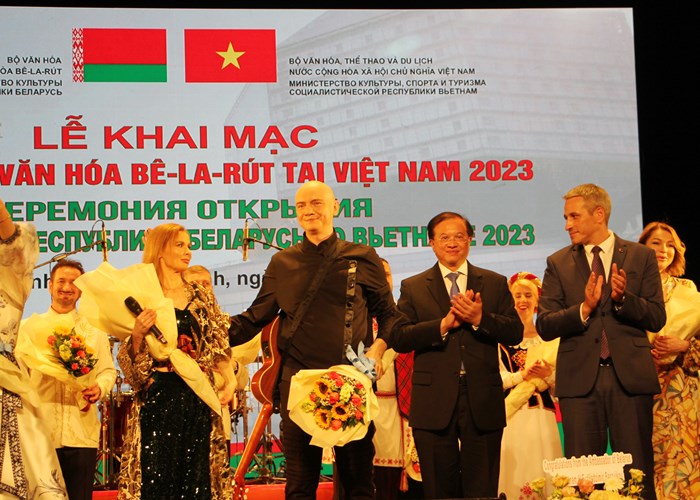 Khai mạc Những ngày Văn hóa Belarus tại Việt Nam - Anh 3