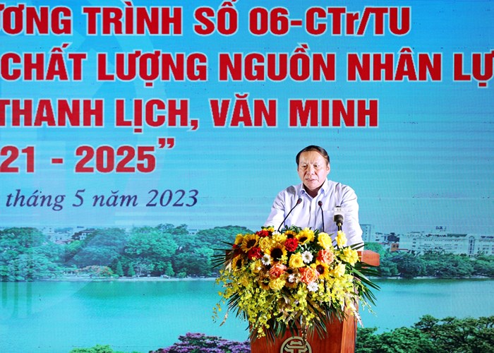 Xây dựng văn hoá, con người Hà Nội tạo động lực cho sự phát triển đất nước - Anh 2