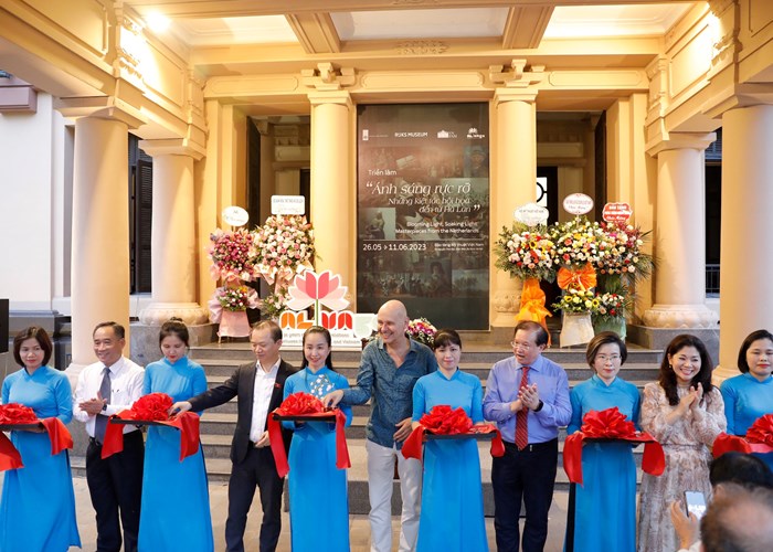 Khai mạc Triển lãm “Ánh sáng rực rỡ: Những kiệt tác hội họa đến từ Hà Lan” - Anh 1