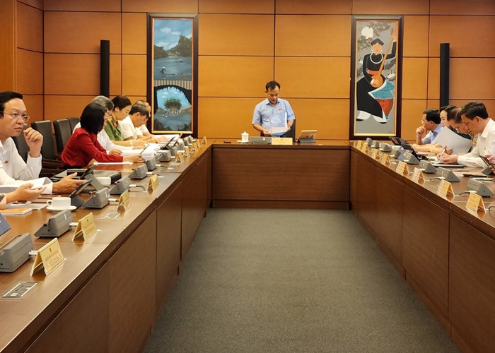 Bộ trưởng Nguyễn Văn Hùng: Sửa đổi hai luật liên quan đến xuất, nhập cảnh sẽ góp phần tháo gỡ điểm nghẽn để du lịch phát triển - Anh 2