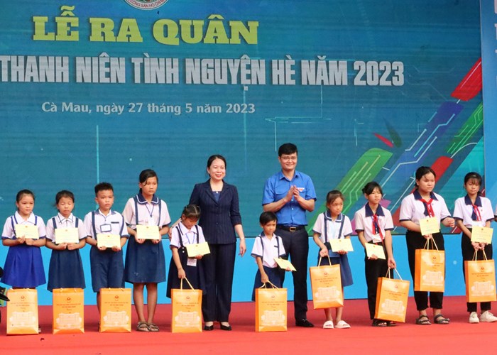 Trung ương Đoàn ra quân Chiến dịch Thanh niên tình nguyện hè - Anh 3