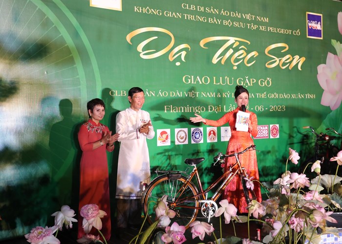 “Dạ tiệc sen- Sắc sen vào hạ