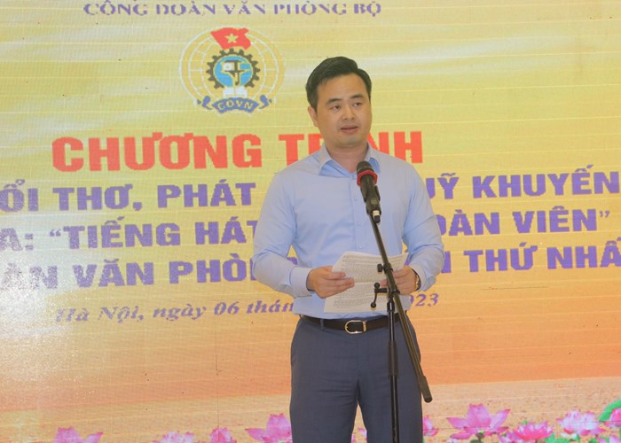 Phát động Quỹ khuyến học Văn phòng Bộ VHTTDL - Anh 1