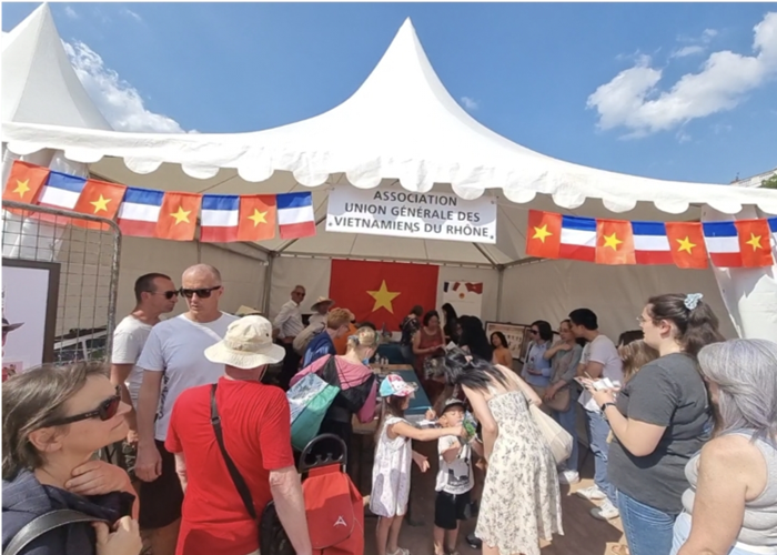 Việt Nam tham dự Ngày hội Lãnh sự 2023 tại thành phố Lyon - Anh 3