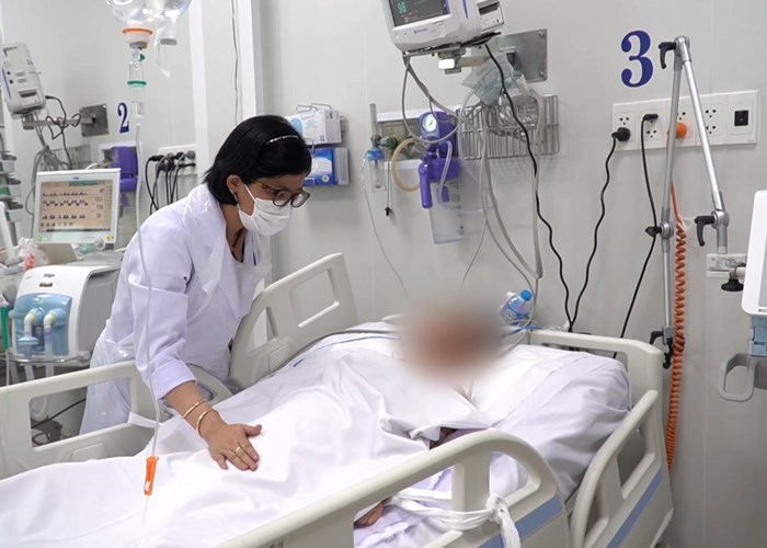 Cả gia đình nhập viện, một người tử vong nghi do ăn nhầm nấm độc - Anh 1