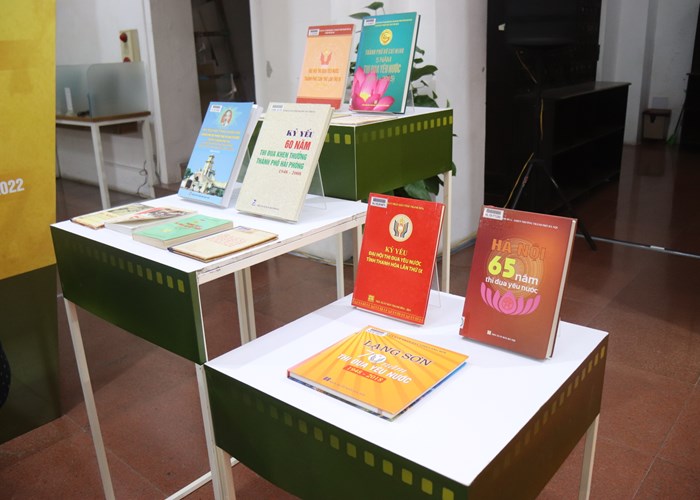 “Vang mãi Lời kêu gọi thi đua ái quốc” - Anh 8