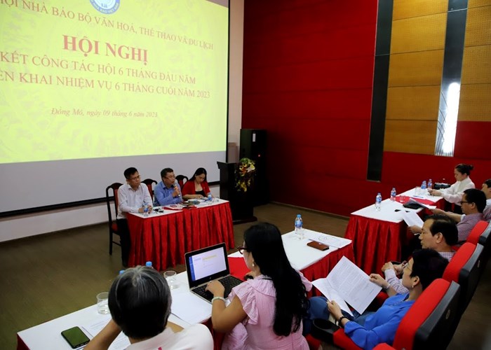 Liên Chi hội Nhà báo Bộ VHTTDL: Dồn lực tổ chức thành công Giải Báo chí Vì sự nghiệp phát triển VHTTDL lần thứ nhất - Anh 1