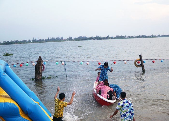 Một ngày vui chơi thả ga tại Khu du lịch Cồn Én - Anh 3