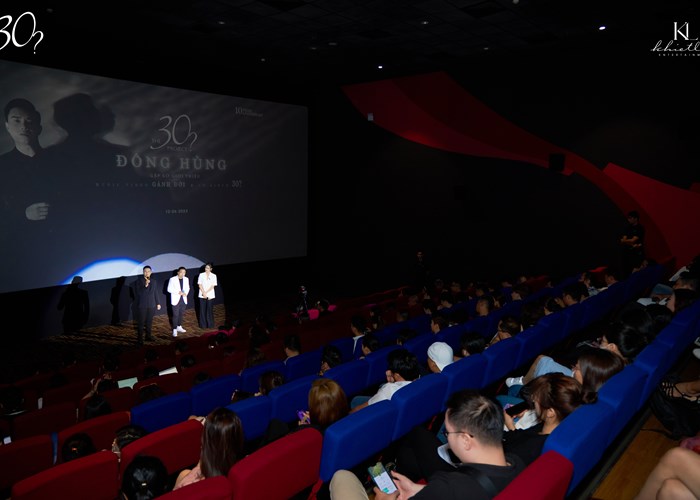 Đông Hùng và dự án âm nhạc kỷ niệm 10 năm ca hát - Anh 1