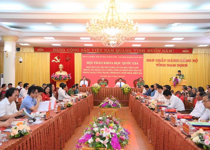 Phát huy giá trị  Đề cương về văn hóa về Việt Nam trong bảo vệ Tổ quốc và xây dựng lực lượng Công an nhân dân - Anh 4