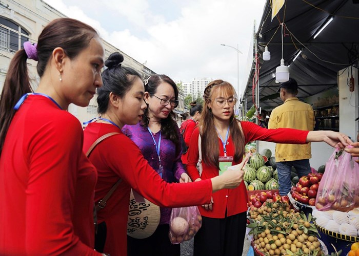 TP.HCM: Khai mạc Tuần lễ trái cây “Trên bến dưới thuyền” - Anh 2