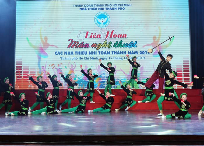 Liên hoan ca múa nhạc thiếu nhi hè toàn thành năm 2023 - Anh 1