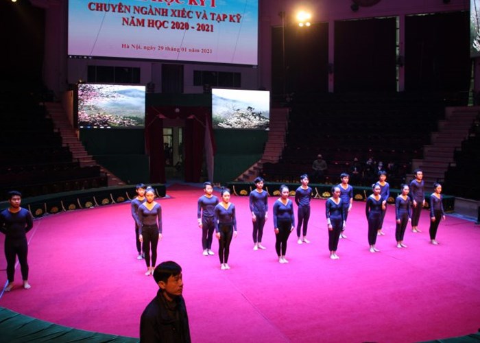 Tuồng, chèo, cải lương và 17 loại hình đào tạo nghệ thuật biểu diễn khác được xếp vào nhóm học nghề chịu độc hại, nguy hiểm - Anh 1