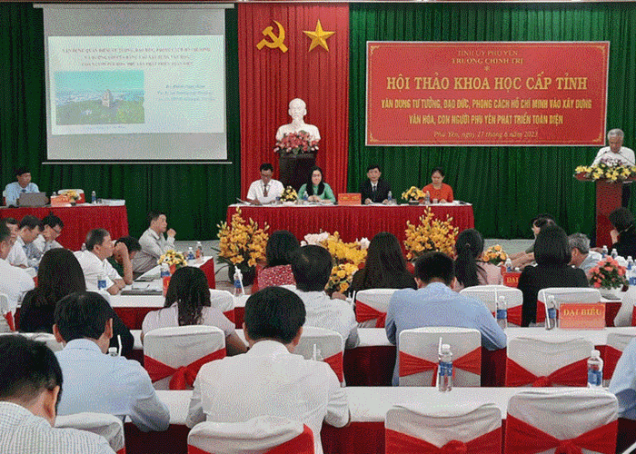 Xây dựng văn hóa, con người Phú Yên phát triển toàn diện - Anh 1