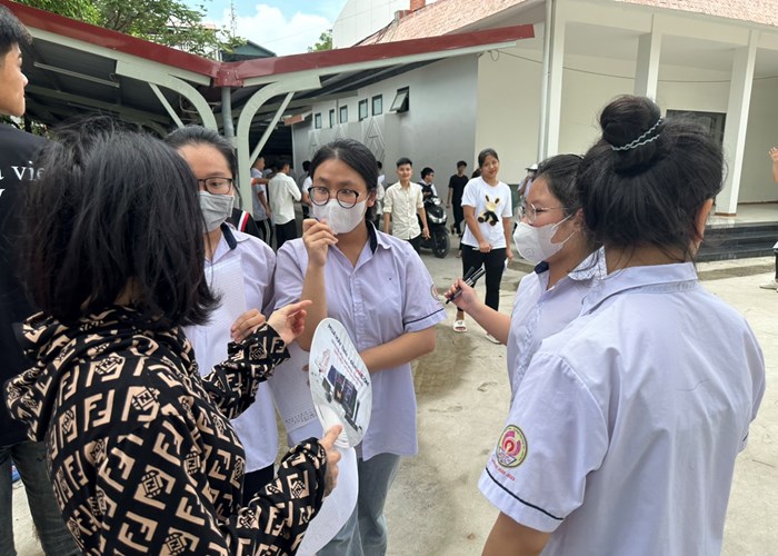 Kỳ thi tốt nghiệp THPT tại Thanh Hoá: Thí sinh hồ hởi kết thúc môn thi đầu tiên - Anh 6