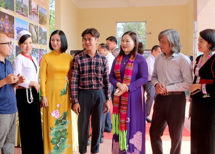 Tạo thương hiệu điểm đến 