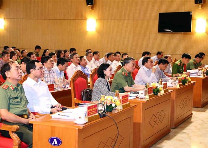 Trật tự an toàn giao thông vẫn diễn biến phức tạp, văn hóa giao thông chưa được hình thành rõ nét - Anh 2