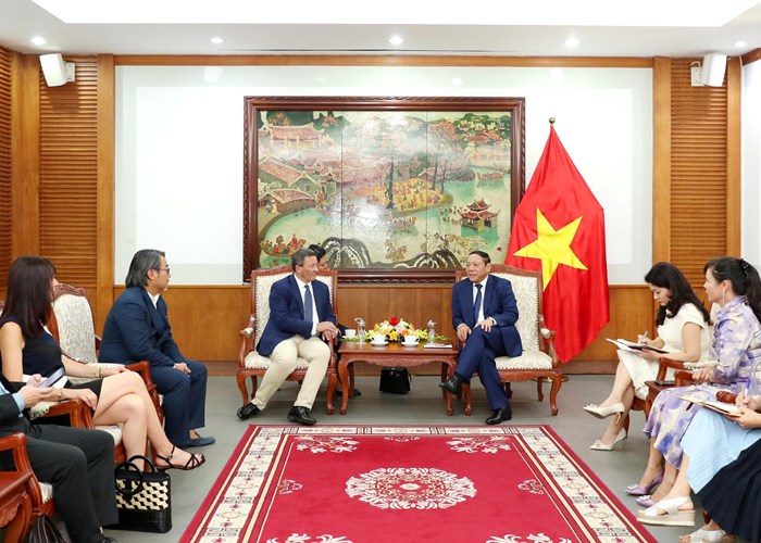 Bộ trưởng Nguyễn Văn Hùng: Tăng cường quan hệ hữu nghị Việt - Pháp bằng văn hoá và từ văn hoá - Anh 2