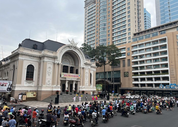 50 năm Ngày Giải phóng miền Nam, thống nhất đất nước là chặng đường ý nghĩa, tạo nguồn cảm hứng để sáng tạo VHNT - Anh 3