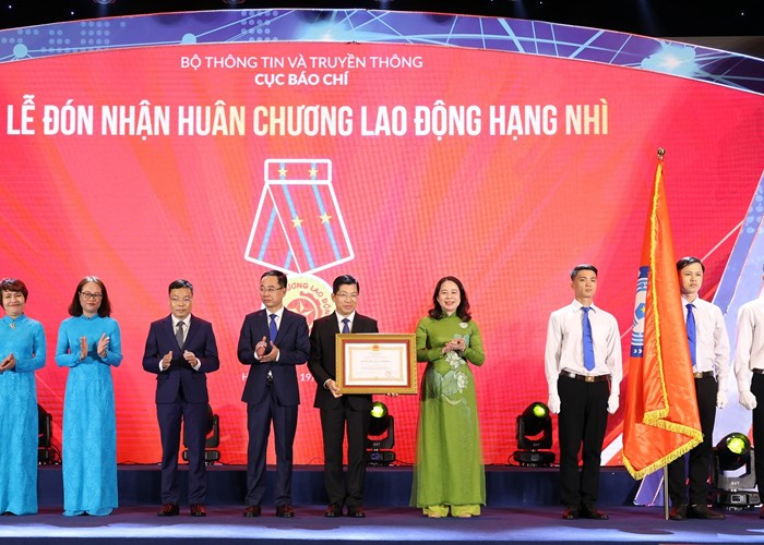 Cục Báo chí kỷ niệm 20 năm thành lập và đón nhận Huân chương Lao động hạng Nhì - Anh 2