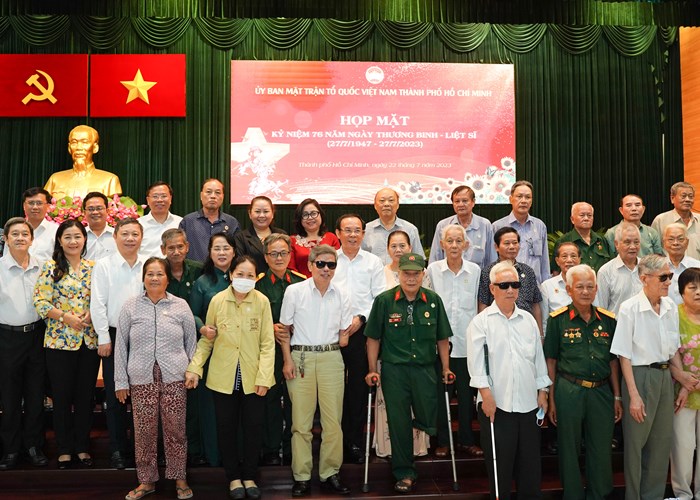 TP.HCM họp mặt kỷ niệm 76 năm Ngày Thương binh, Liệt sĩ - Anh 3