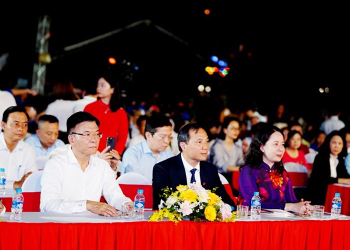 Xúc động với Chương trình nghệ thuật “Cõi thiêng Đồng Lộc - nối mạch ngàn năm