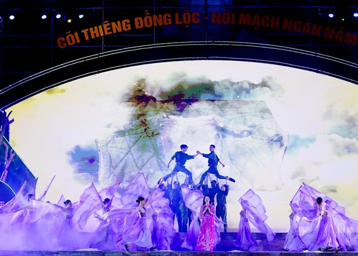Xúc động với Chương trình nghệ thuật “Cõi thiêng Đồng Lộc - nối mạch ngàn năm