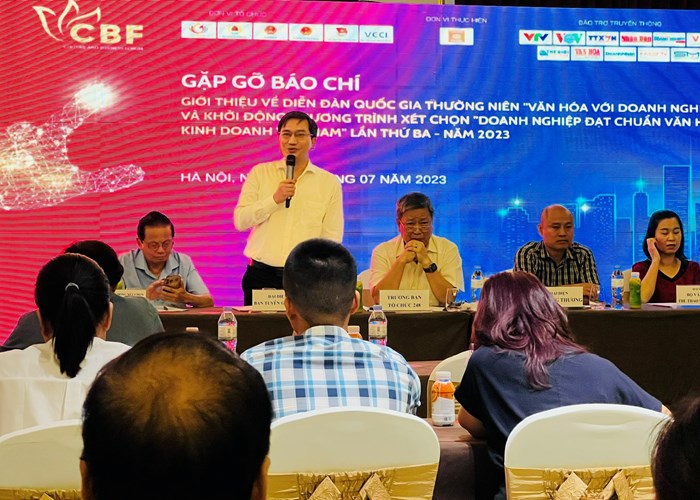 Văn hóa kinh doanh – Dòng chảy phát triển và hội nhập - Anh 1