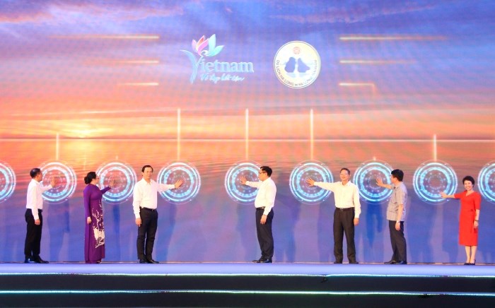 200 gian hàng tham gia Liên hoan ẩm thực Quảng Ninh năm 2023 - Anh 1