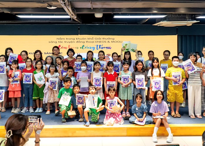 Bút kể ta nghe - khi cuốn sách ra đời - Anh 5