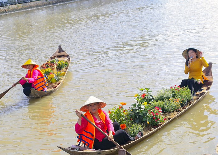 TP.HCM: Khai thác bản sắc văn hóa của đô thị sông nước để phát triển du lịch - Anh 2