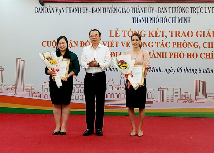 Hơn 2.000 bài dự thi cuộc vận động viết về công tác phòng, chống dịch Covid-19 - Anh 1