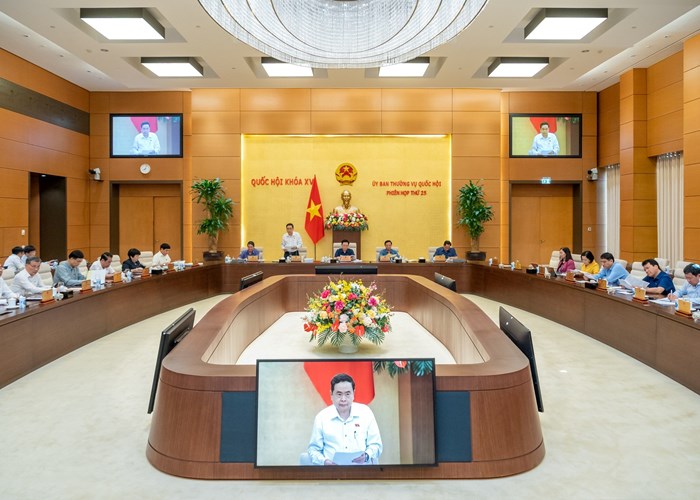 Hướng tới lộ trình đóng bảo hiểm xã hội 10 năm sẽ được hưởng lương hưu - Anh 1