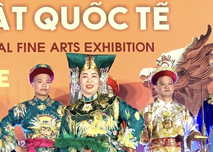 Về việc chấn chỉnh hoạt động làm sai lệch di sản tại Thừa Thiên Huế: Cần phân biệt rõ giữa thực hành tín ngưỡng và trình diễn di sản - Anh 2
