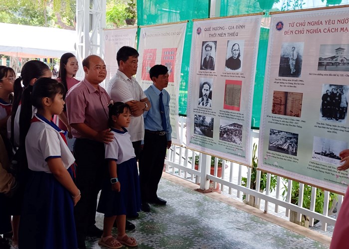 Triển lãm ảnh chuyên đề “Cuộc đời, sự nghiệp của Chủ tịch Tôn Đức Thắng” - Anh 1