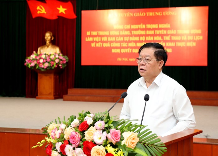 Nửa nhiệm kỳ triển khai Nghị quyết Đại hội XIII của Đảng về xây dựng, phát triển văn hoá, con người Việt Nam: Hiện thực hoá khát vọng xây dựng đất nước hùng cường - Anh 1