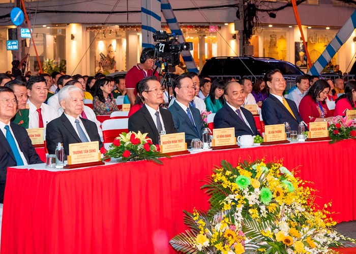 Chủ tịch nước dự Lễ kỷ niệm 135 năm Ngày sinh Chủ tịch Tôn Đức Thắng - Anh 1