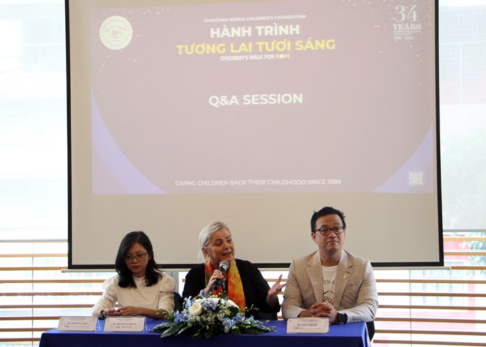 Giải chạy Children's Walk For Hope giúp đỡ trẻ em khó khăn - Anh 1