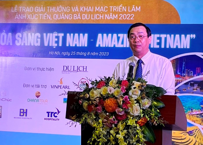 Hơn 13.270 tác phẩm của 1.032 tác giả tham gia “Tỏa sáng Việt Nam - Amazing Vietnam” - Anh 1