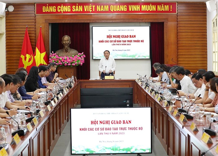Bộ trưởng Nguyễn Văn Hùng: “Cần đổi mới công tác tuyển sinh để thu hút thí sinh” - Anh 1