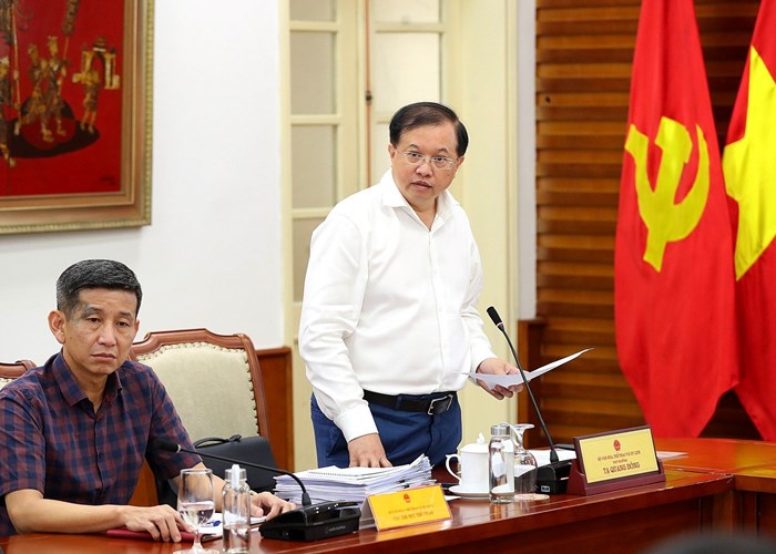 Bộ trưởng Nguyễn Văn Hùng: “Cần đổi mới công tác tuyển sinh để thu hút thí sinh” - Anh 2