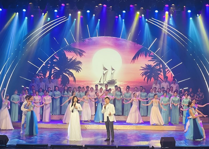 Sẵn sàng ngân vang “Giai điệu Tổ quốc” - Anh 4