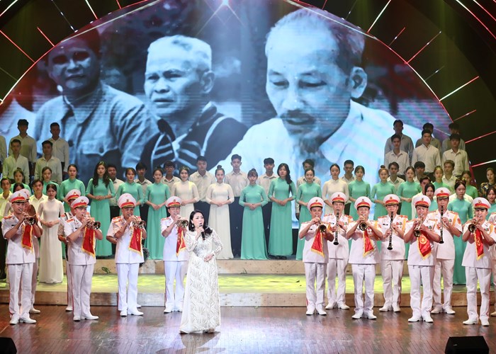 Sẵn sàng ngân vang “Giai điệu Tổ quốc” - Anh 1