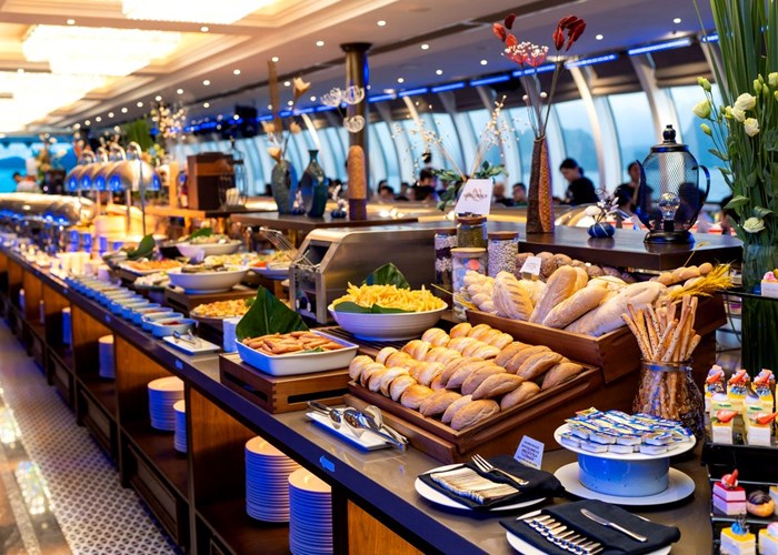 Quảng Ninh tăng cường khai thác sản phẩm du lịch đêm - Anh 3