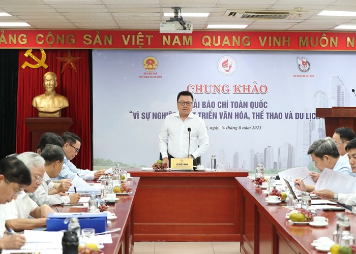 Chung khảo Giải Báo chí toàn quốc 